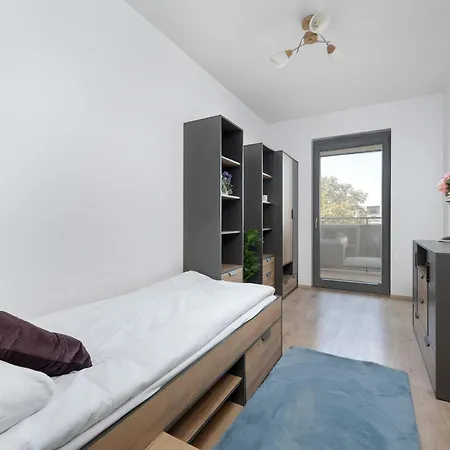 Spacious With A Balcony Mieszczanska 19 By Heyrent * Breslavia