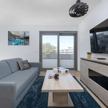 Spacious With A Balcony Mieszczanska 19 By Heyrent *